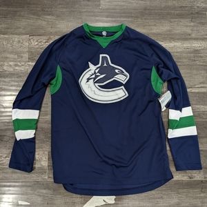 Canucks Longs Sleeve